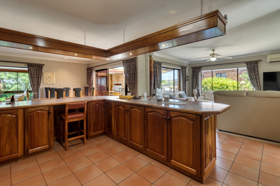 3 Bedroom Property for Sale in Die Wingerd Western Cape